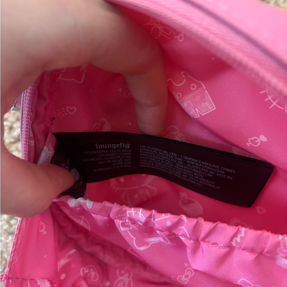 Loungefly x Sanrio 50th anniversary Pink Glitter Hello Kitty Crossbody Bag - Picture 8 of 12